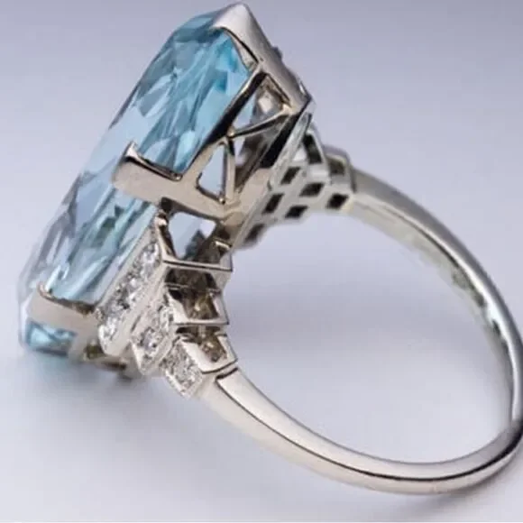 GORGEOUS ❤️925 Sterling Silver Sea Blue Aquamarine Ring Oval - Picture 2 of 10